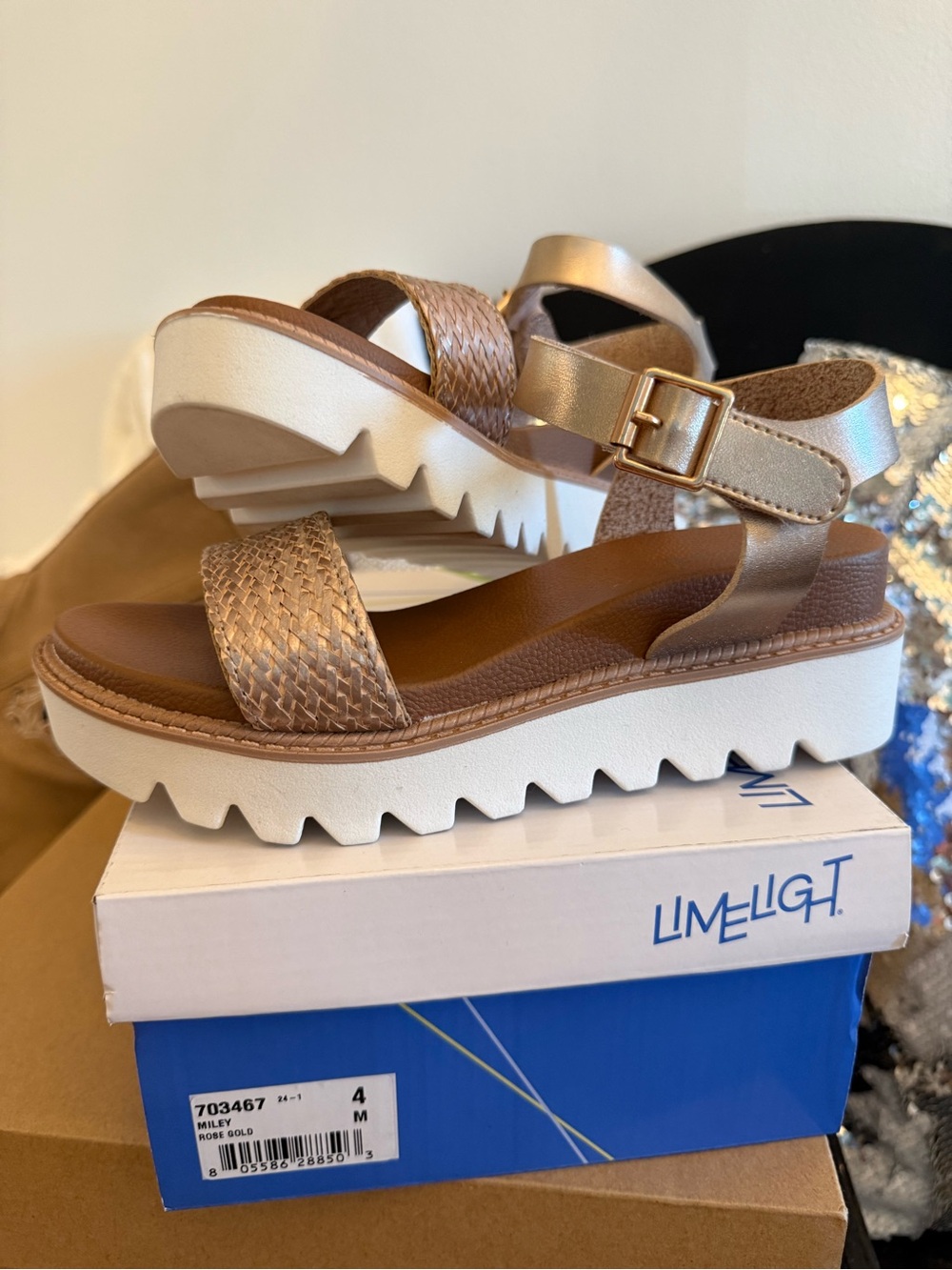 Limelight Rose Gold Woven Platform Sandals with White Lug Sole girls size 4